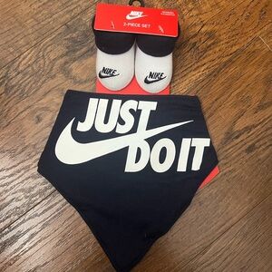 Nike Newborn Gift Set